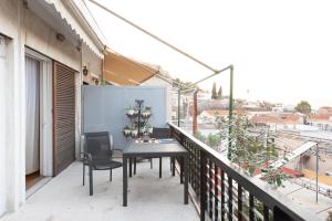 Gallery image of So Athens - Charming 1BD flat, Large terrace, Acropolis view in Athens