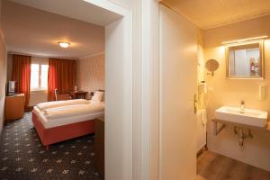 Fotografie z fotogalerie ubytování Keramikhotel Goldener Brunnen v destinaci Gmunden