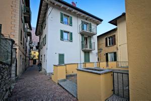 The building in which Az apartmant is located