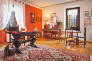 Posedenie v ubytovaní Casa Al Duomo-Nel cuore storico di Merano