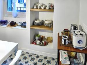 Coffee and tea making facilities at Lady of the Lake