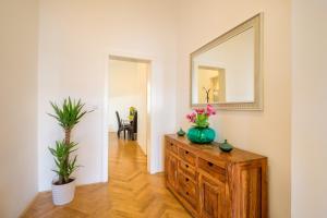 Fotografie z fotogalerie ubytování Old Town Square Premium Residence v Praze