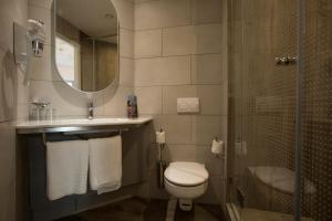 Koupelna v ubytování Ibis Abdelmoumen Casa Centre