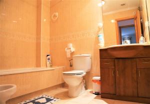 A bathroom at Edam apartment
