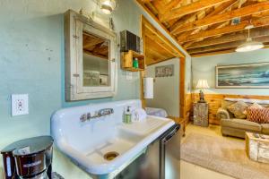 Kuchyň nebo kuchyňský kout v ubytování Fisherman's Cottage + 18 fotografií