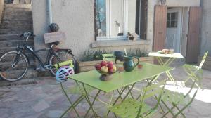 Fotografie z fotogalerie ubytování GITE Le CERISIER VIA RHONA DOLCE VIA v destinaci La Voulte-sur-Rhône