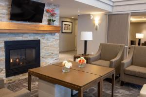 Posezení v ubytování Staybridge Suites Toronto - Vaughan South by IHG