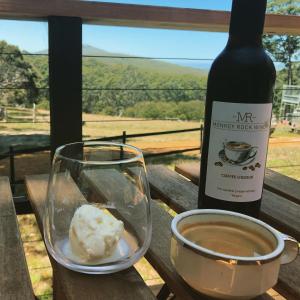 Turicum AT Monkey Rock Winery & Cider的酒水