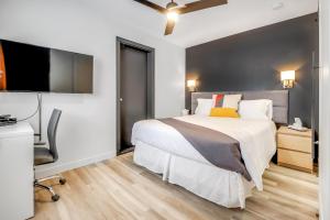 Postel nebo postele na pokoji v ubytování Motel Lévis