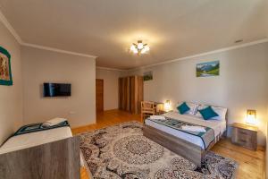 Imagen de la galería de TES Hotel, en Osh