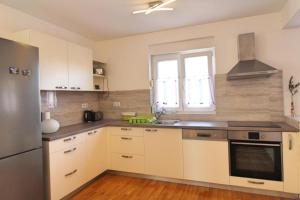 Zdjęcie z galerii obiektu Apartment´s Petar - Two Bedrooms w mieście Jadreški