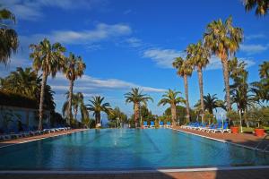 The swimming pool at or close to Orizzonte Acireale Hotel