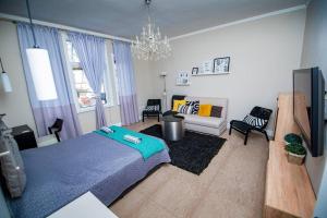 Foto da galeria de Huge Stylish Apartment Monroe 1 / City Centre em Plovdiv