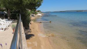 Fotografie z fotogalerie ubytování Seaside apartments Brist v destinaci Tkon