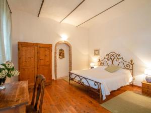 Posteľ alebo postele v izbe v ubytovaní Apartment Il Poggio by Interhome