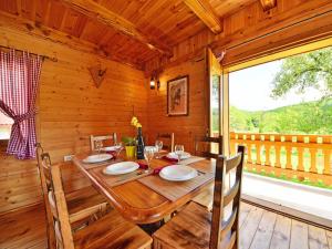 Fotografie z fotogalerie ubytování Chalet Lana by Interhome v destinaci Mrzli Dol