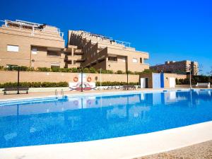 Bazén v ubytování Apartment Altamar by Interhome nebo v jeho okolí