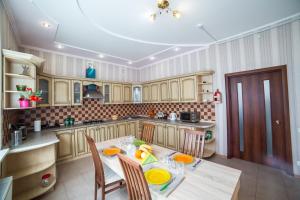 Gallery image of HOLLYWOOD in Poltava