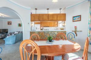 Kuchyňa alebo kuchynka v ubytovaní Apart-rent Villa Creus 0038
