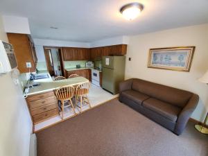 Gallery image of Lake View Motel in Cooperstown