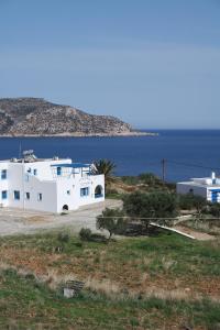 Gallery image of Sea View Studios in Amoopi