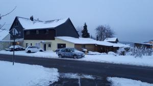 Gallery image of Fewo Be Happy! Kleiner Bungalow mit eigener Terrasse im Grünen! in Stockhausen-Illfurth