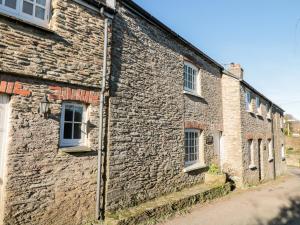 The building in which the holiday home is located