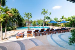 Bazén v ubytování The Tama Hotel- SHA Plus nebo v jeho okolí