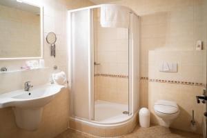 Łazienka w obiekcie Wellness Hotel Gondola