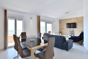 TV a/nebo společenská místnost v ubytování Apartment Jukic