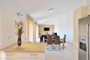 Kuchyň nebo kuchyňský kout v ubytování Apartment Jukic