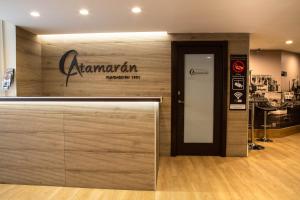 Majutusasutuses Alojamientos Rooms Catamarán olev sertifikaat, autasu, silt või muu dokument