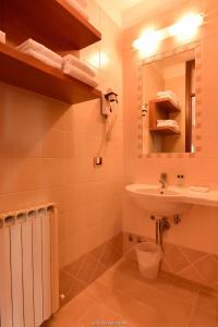 Koupelna v ubytování Hotel Quo Vadis