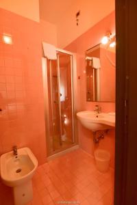 Koupelna v ubytování Hotel Quo Vadis