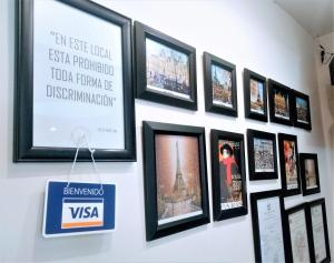 Um certificado, prêmio, placa ou outro documento exibido em Hotel Paris Lima