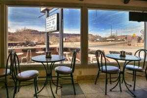 Restoran või mõni muu söögikoht majutusasutuses Inca Inn Moab