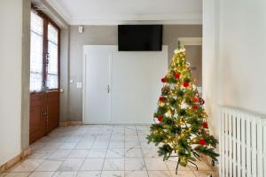 Gallery image of Cameleon Paris Guesthouse in Pantin