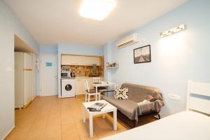 Gallery image of Cozy Studio "De Shalit" in Herzliya