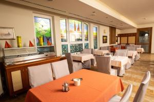 Predel za sedenje v nastanitvi Dóm Hotel