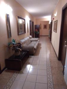 Istumisnurk majutusasutuses Hotel Sassacci