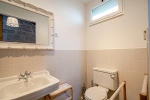 Ένα μπάνιο στο Quinta das Lamas - Oak Tree House +47 φωτογραφίες