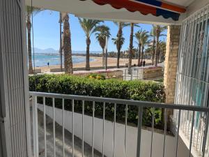 Gallery image of Bello Horizonte Frontbeach in Salou