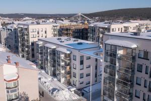 ロヴァニエミにあるVasko luxurious suites, Livoの建物のある都市の航空写真