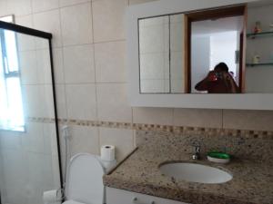Salle de bains dans l'établissement BANGALÔ PRAIA DE MURO ALTO/PORTO DE GALINHAS