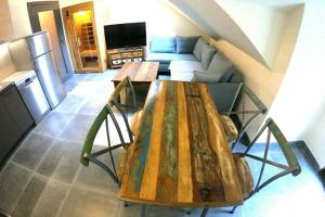Posedenie v ubytovaní The Mountain Loft Klinovec - with infrasauna
