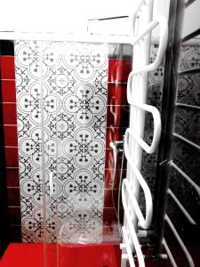 Et badeværelse på NIK Rooms