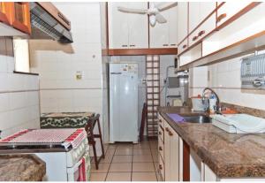 Virtuvė arba virtuvėlė apgyvendinimo įstaigoje Guest Apartment Ipanema