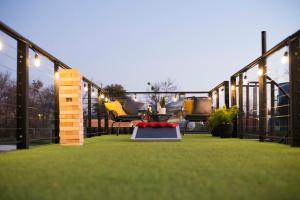 Gallery image of The Zephyr Modern Luxe Container Home in Bellmead