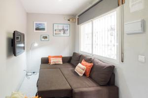 MalagaOnBeach 1 - Two bedrooms - up to 7 people - 10 meters beach 휴식 공간