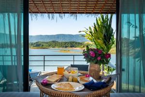 Gallery image of The Sanctuary Nam Ngum Beach Resort in Vang Vieng